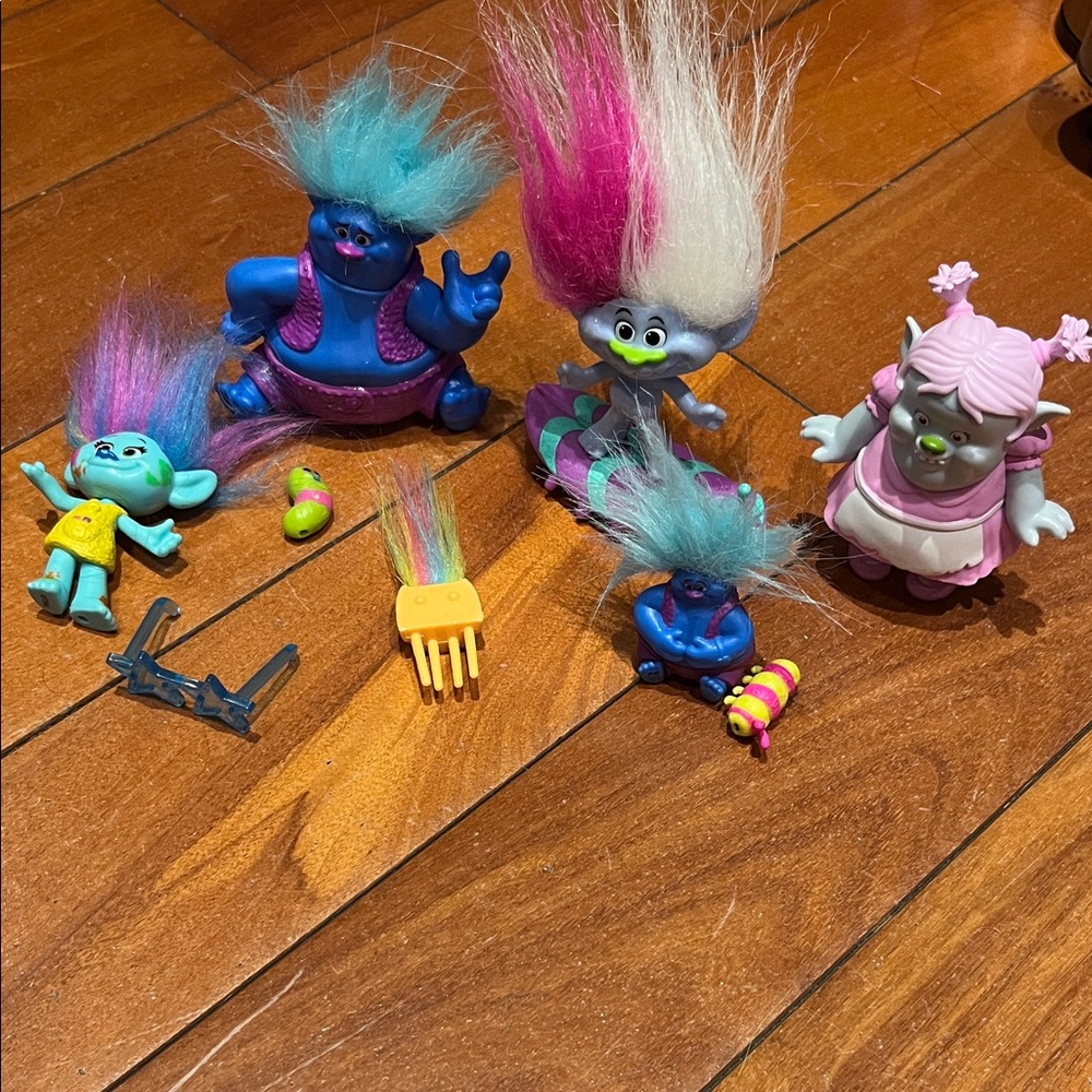 Trolls toys